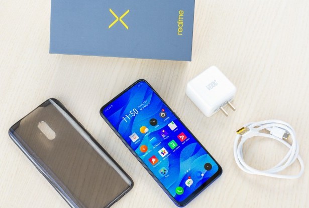 Package Contents  of Realme X